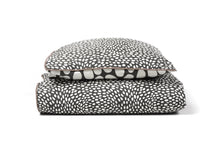 Load image into Gallery viewer, Rúmföt - Barnastærð - Herd Flow Shark