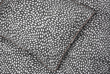 Load image into Gallery viewer, Rúmföt - Barnastærð - Herd Flow Shark