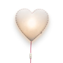 Load image into Gallery viewer, Hjartaveggljós - með gráum saum