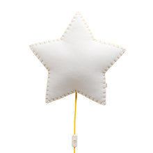 Load image into Gallery viewer, Stjörnuveggljós - með gulum saum